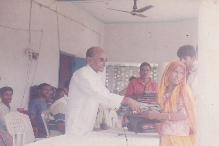 Blanket Distribution on behalf of A.G Church School, Bettiah through the Club.